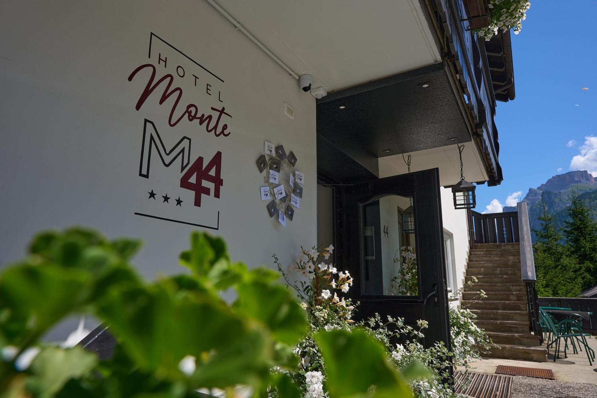 Hotel Monte44 Sëlva di Val Gardena Eksteriør billede